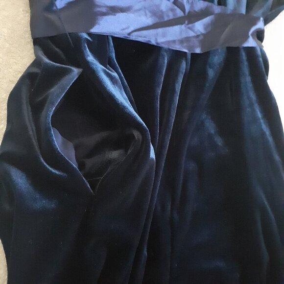 Petite Plume Women's Navy Blue Velour Jumpsuit Medium - Picture 10 of 14